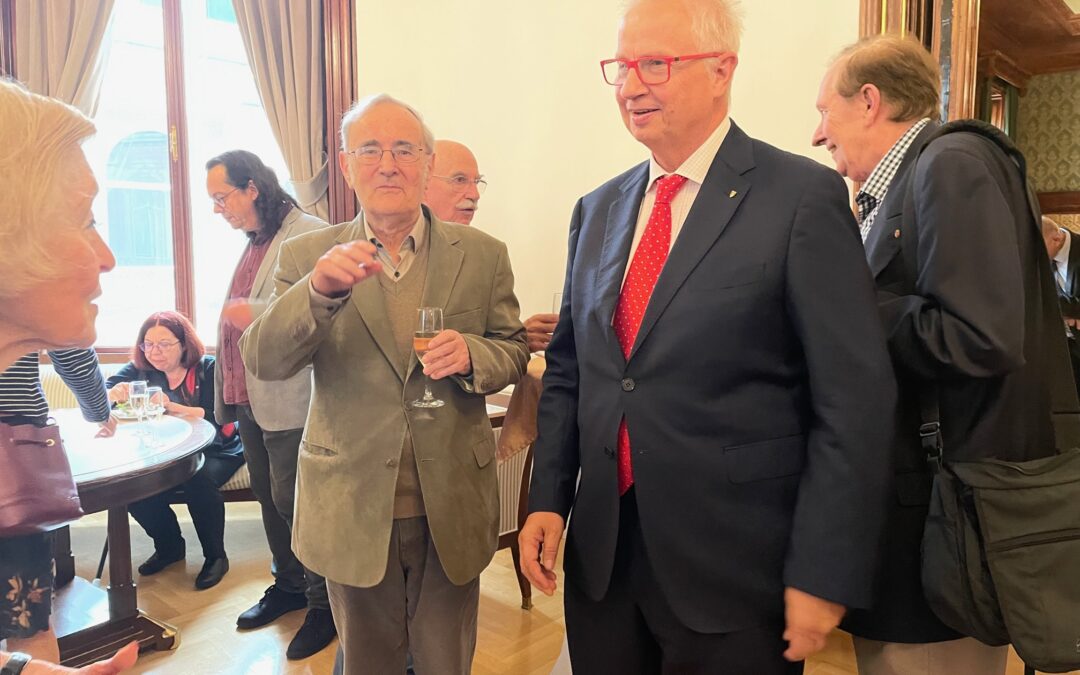 Várady Tibor köszöntése 85. születésnapján