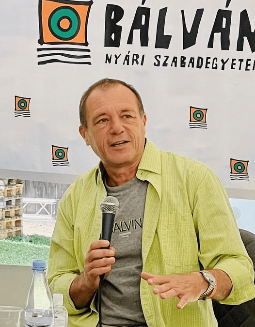 Miért nem mondjuk magyarul?