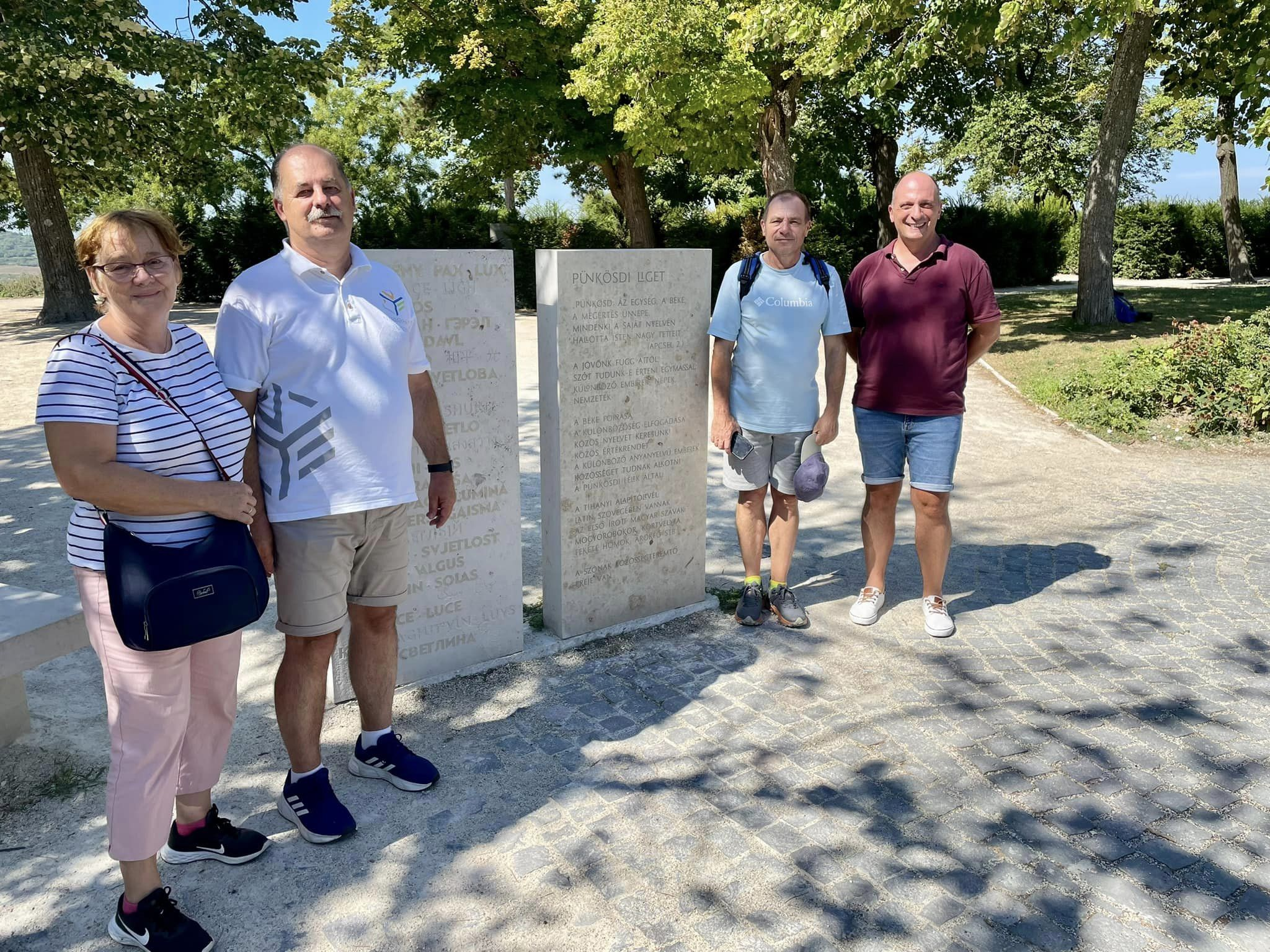 Nyelvi játék a Pünkösdi ligetben